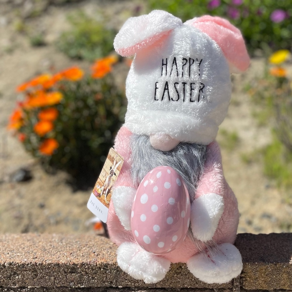 Rae Dunn HAPPY EASTER plush Gnome holding Easter Egg